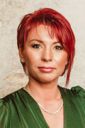 Kovács Marianna - Floor Prof Ingatlan