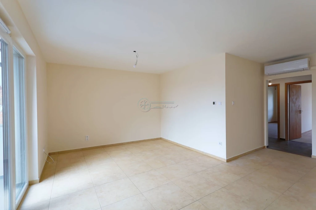 For sale brick flat, Szeged