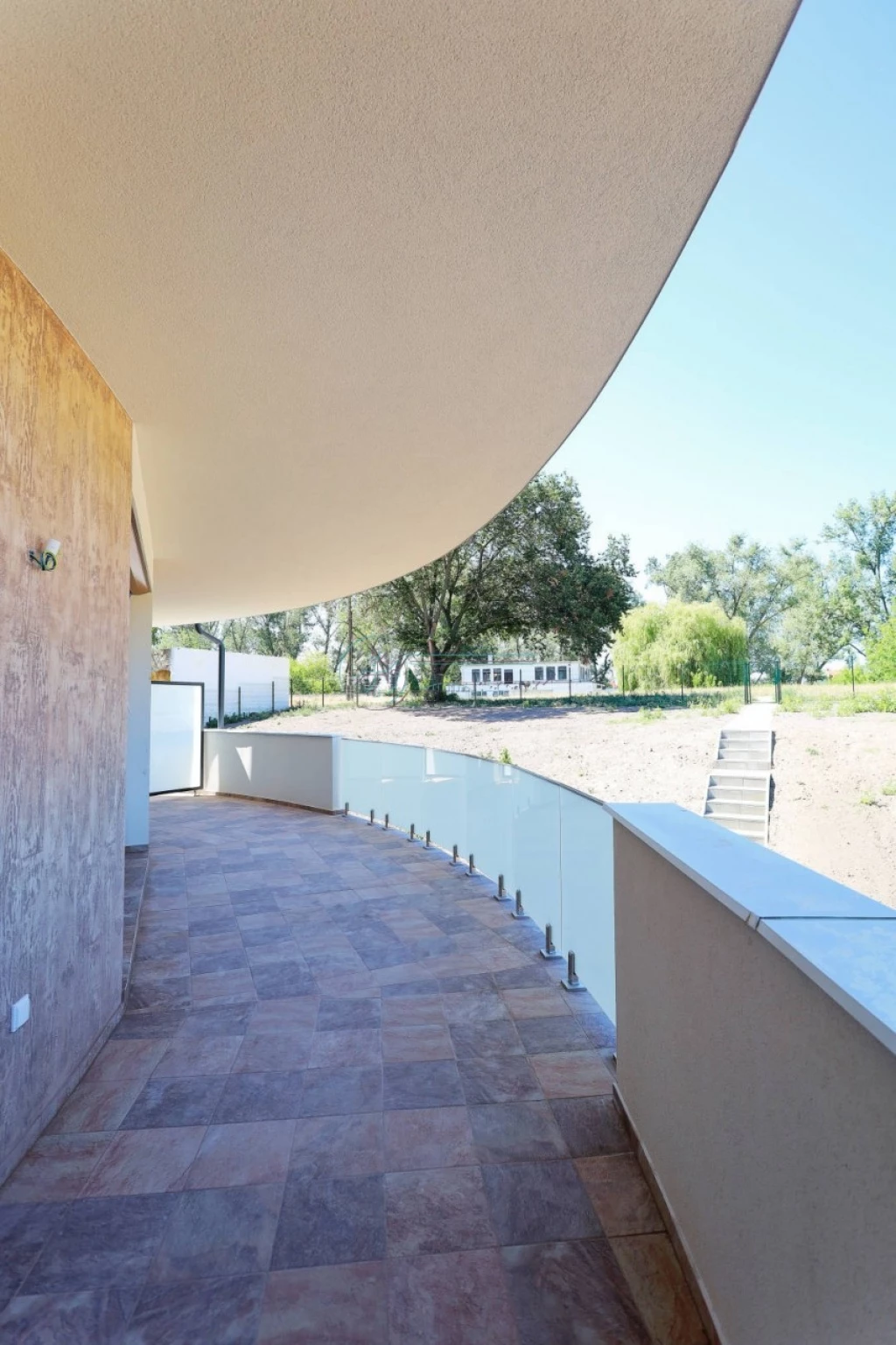 Eladó prémium lakás Szegeden, az Örökzöld Lakóparkban!

Azonnal birtokba vehető újépítésű lakások kulcsrakész állapotban...