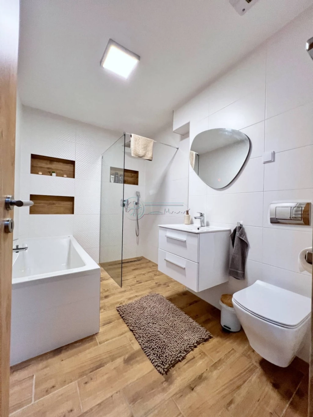 For sale brick flat, Szeged