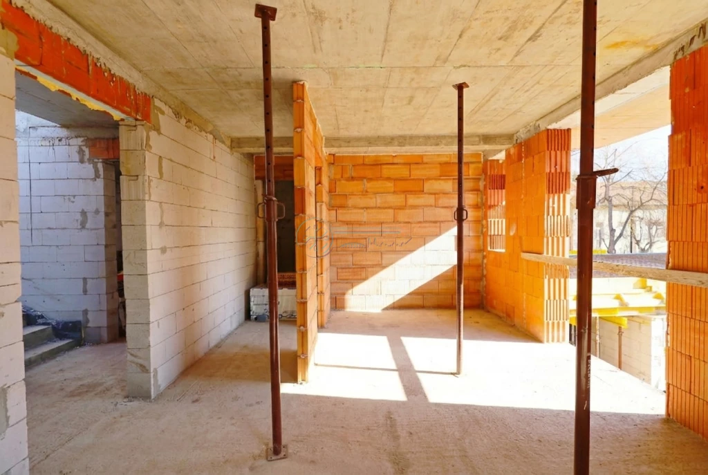 For sale brick flat, Szeged