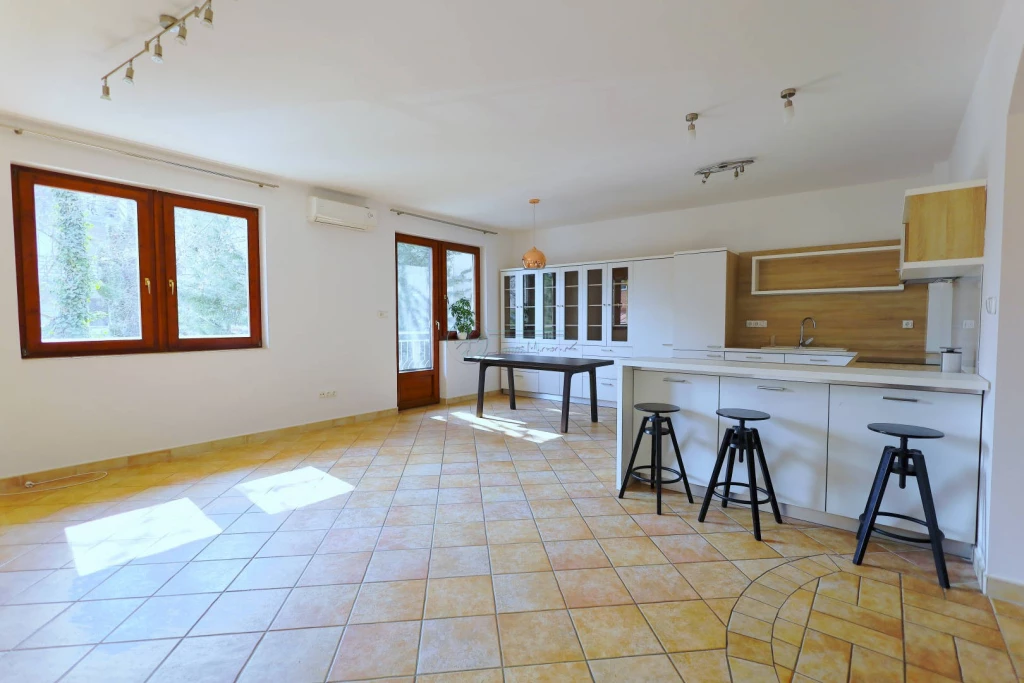 For sale brick flat, Szeged