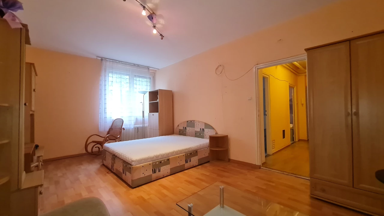 Kiadó téglalakás, Dunaújváros, Martinovics Ignác utca