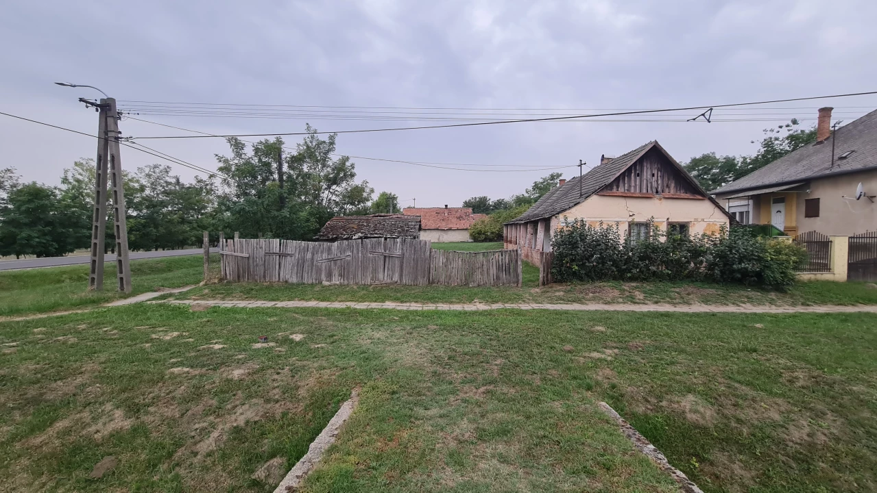 For sale building plot, Mezőfalva, Kossuth Lajos utca 93