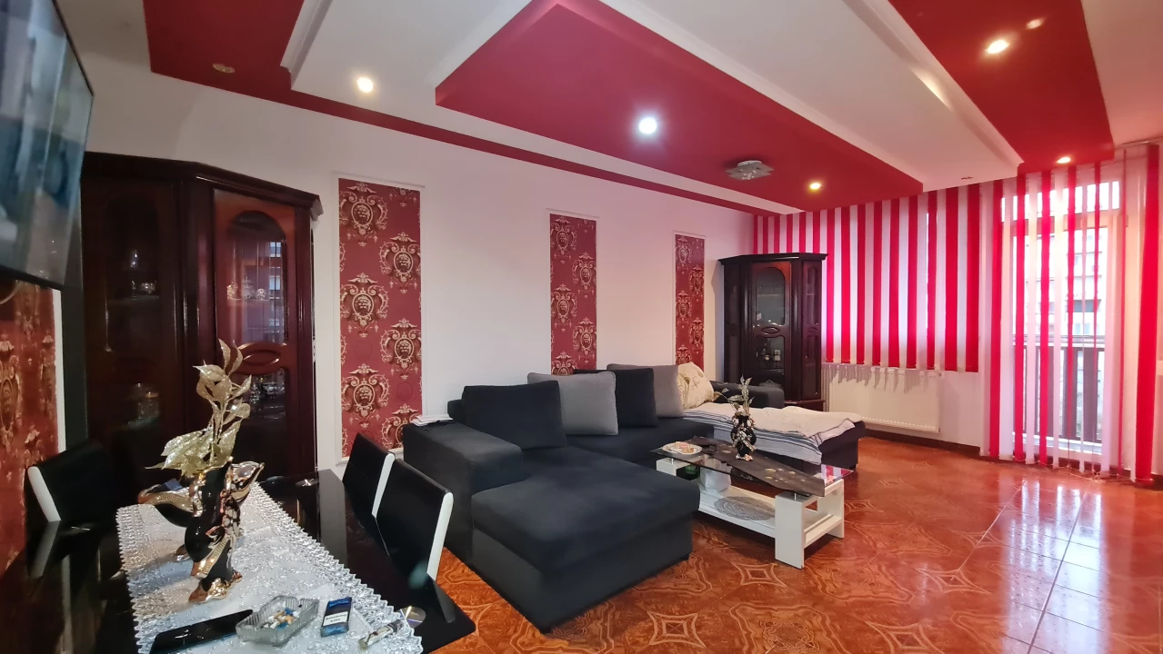 For sale panel flat, Dunaújváros, Római körút