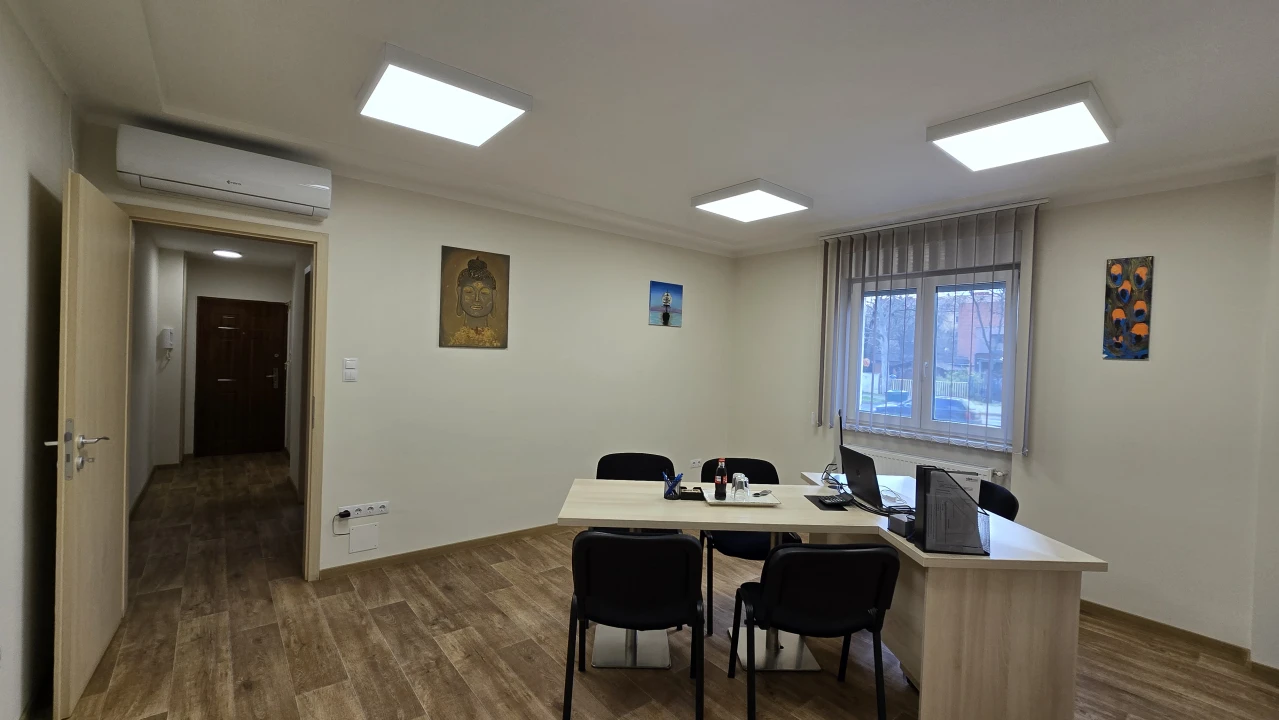 Eladó téglalakás, Dunaújváros, Szórád Márton út