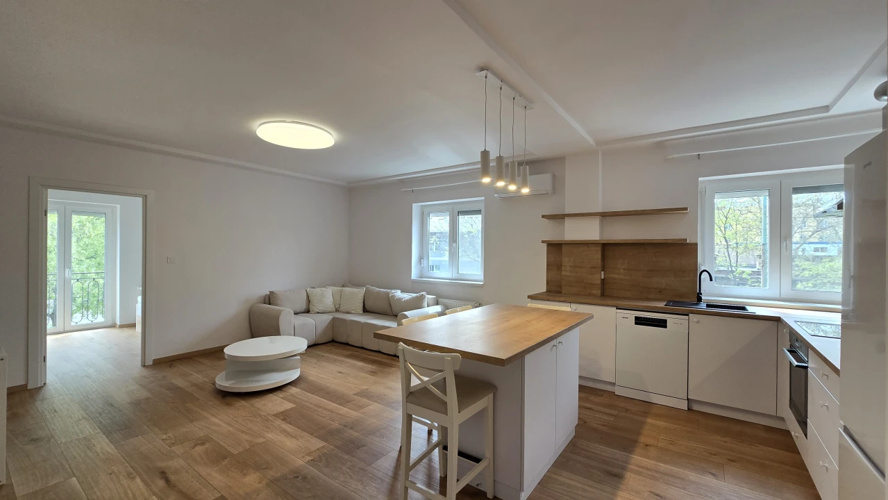 Eladó téglalakás, Dunaújváros, Szórád Márton út