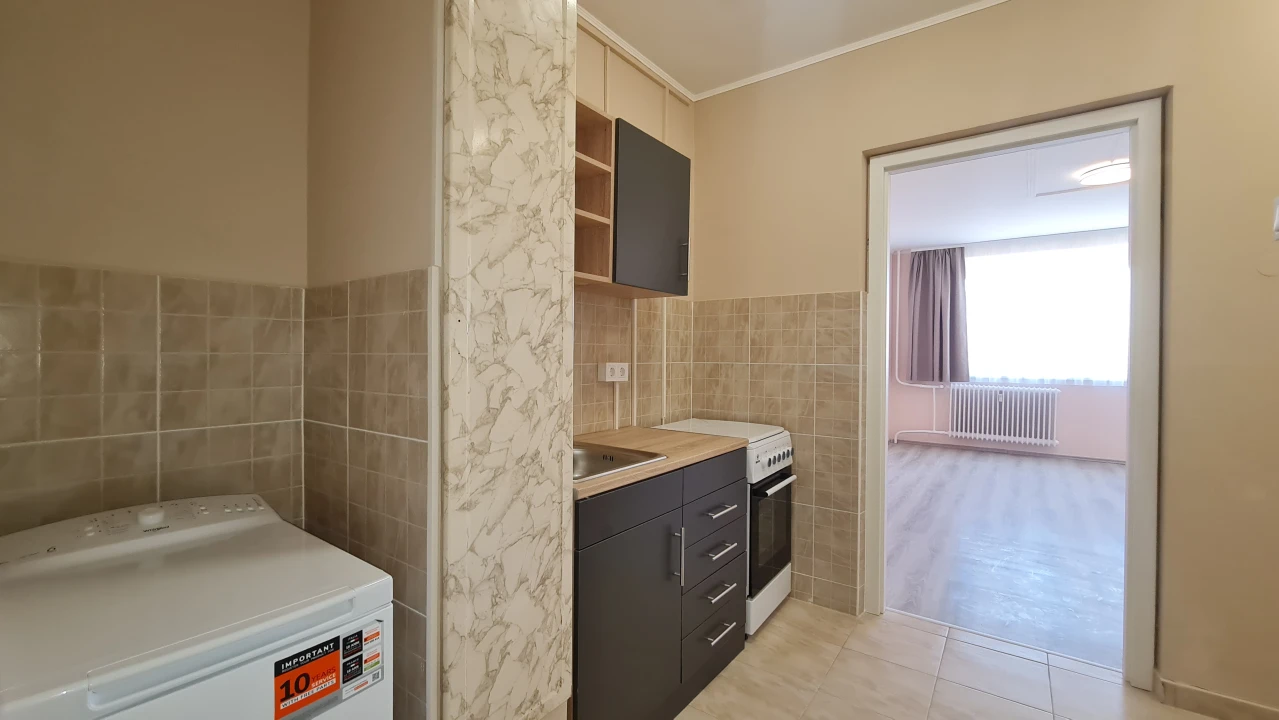 Kiadó panellakás, Dunaújváros, Mátyás király út 6