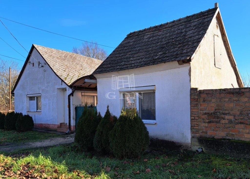 For sale house, Harkány, Széchenyi tér mellett