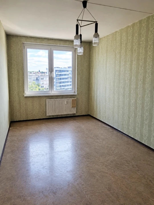 Eladó panellakás, Debrecen, Cívis utca
