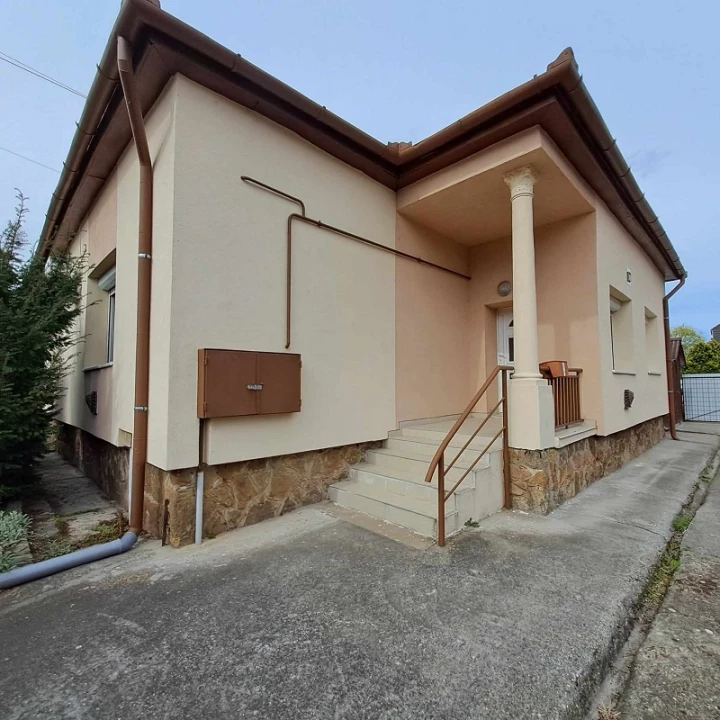 For sale semi-detached house, Monor