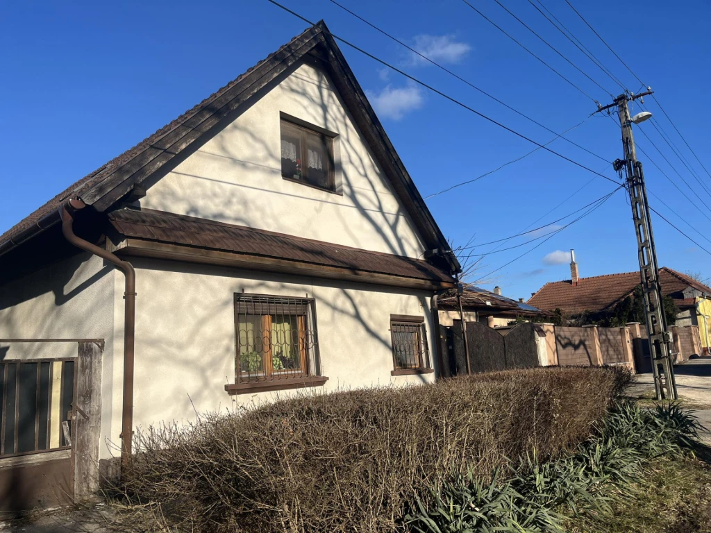 Tatabányán, Alsógallán családi ház eladó