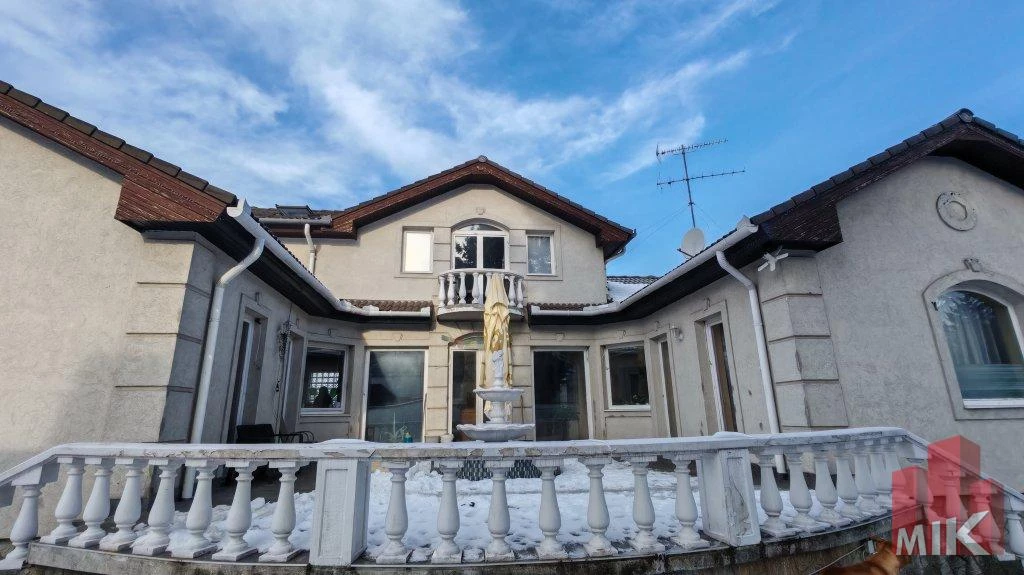 Eladó prémium családi ház Tahitótfaluban