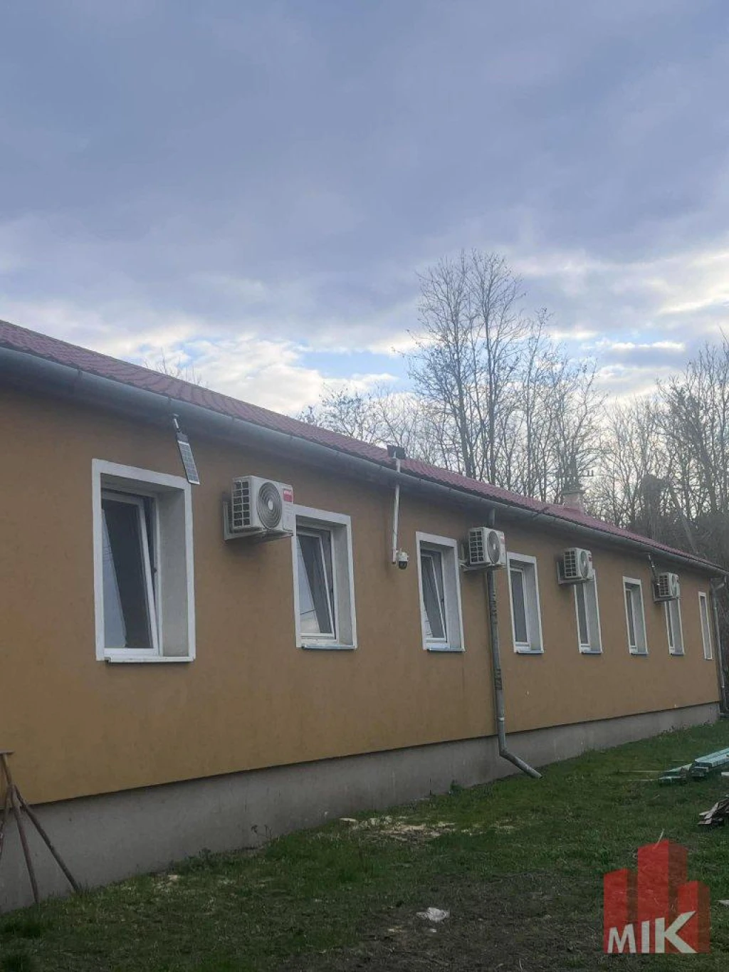 Kiadó telephelynek, vállalkozásnak alkalmas ingatlan Nagybátonyban!