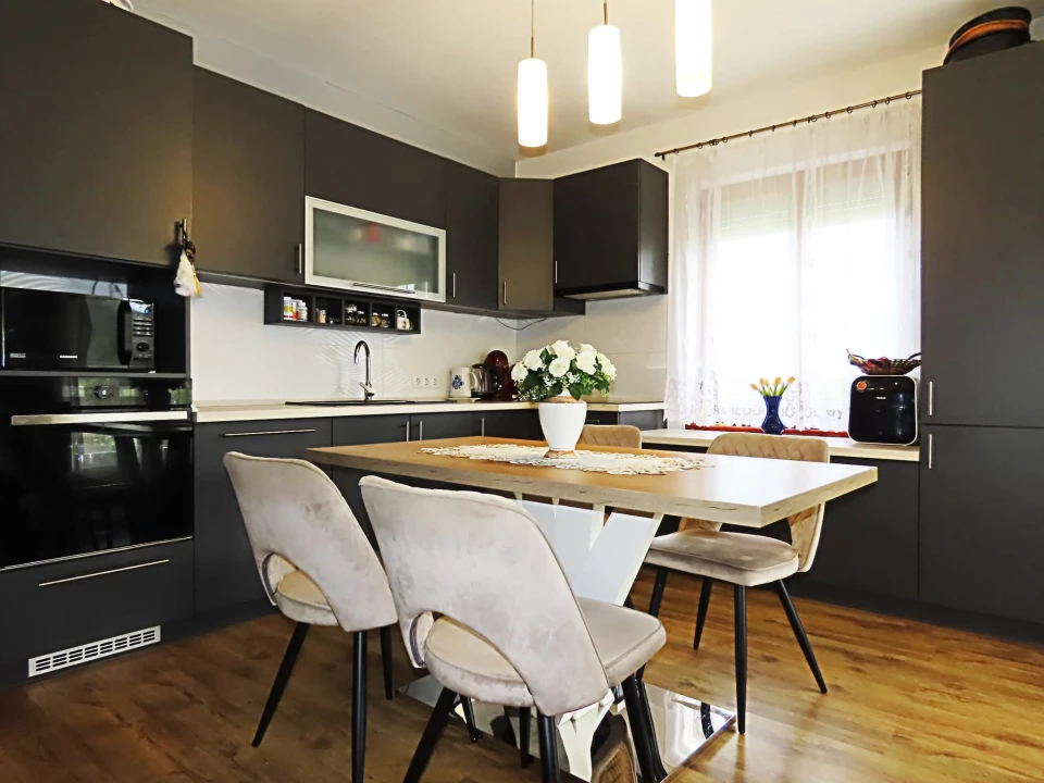 For sale condominium, Kehidakustány