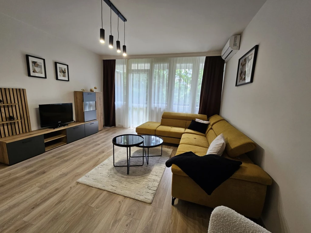 Kiadó 57 m2 tégla lakás, Debrecen