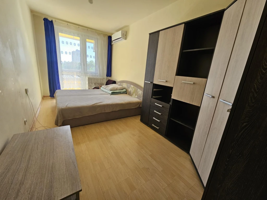 Kiadó 23 m2 panel lakás, Debrecen