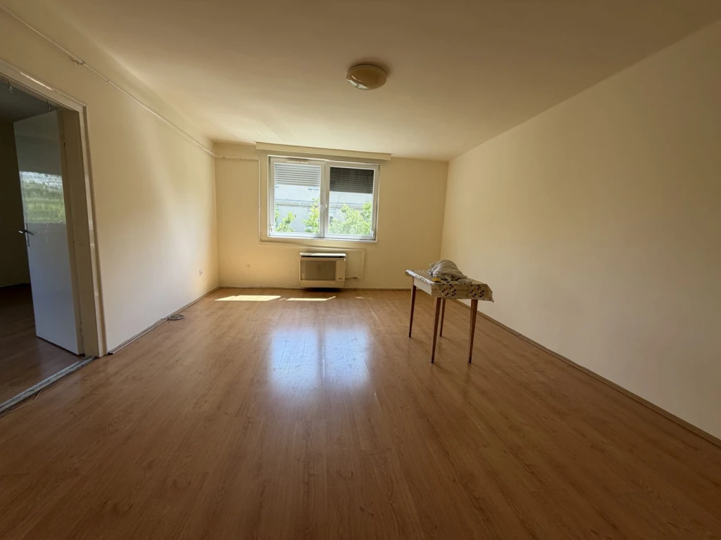 Kiadó 58 m2 tégla lakás, Debrecen