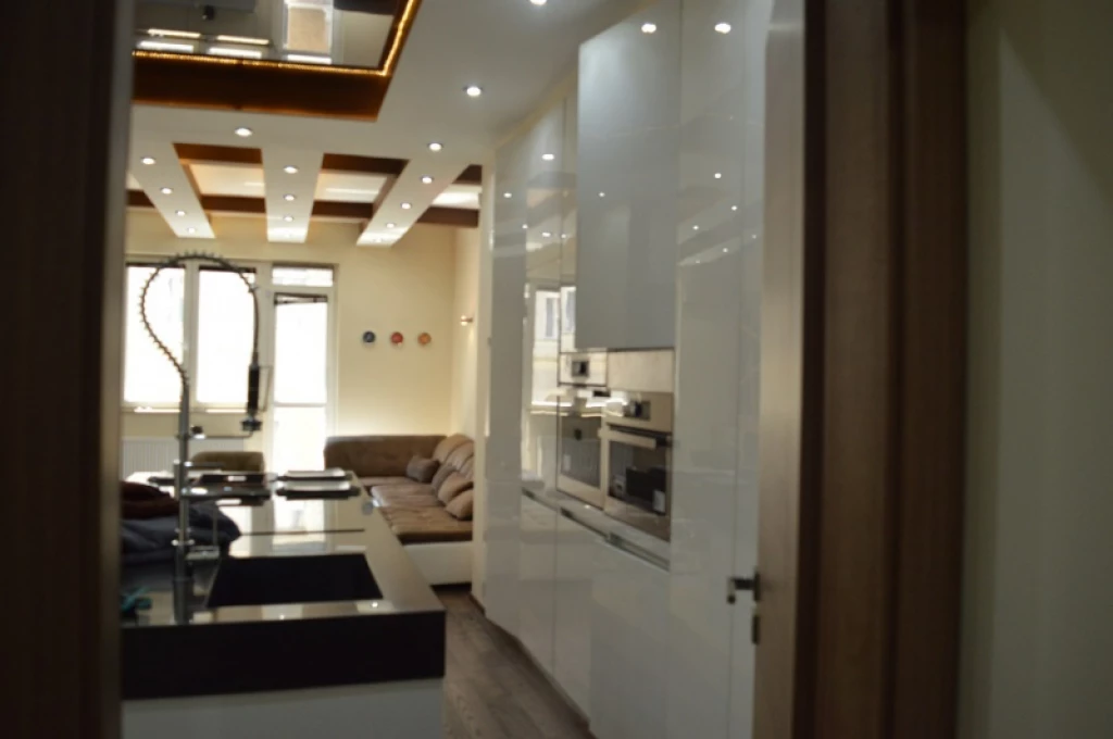 Eladó téglalakás, Budapest V. kerület, Lipótváros, Stollár Béla utca