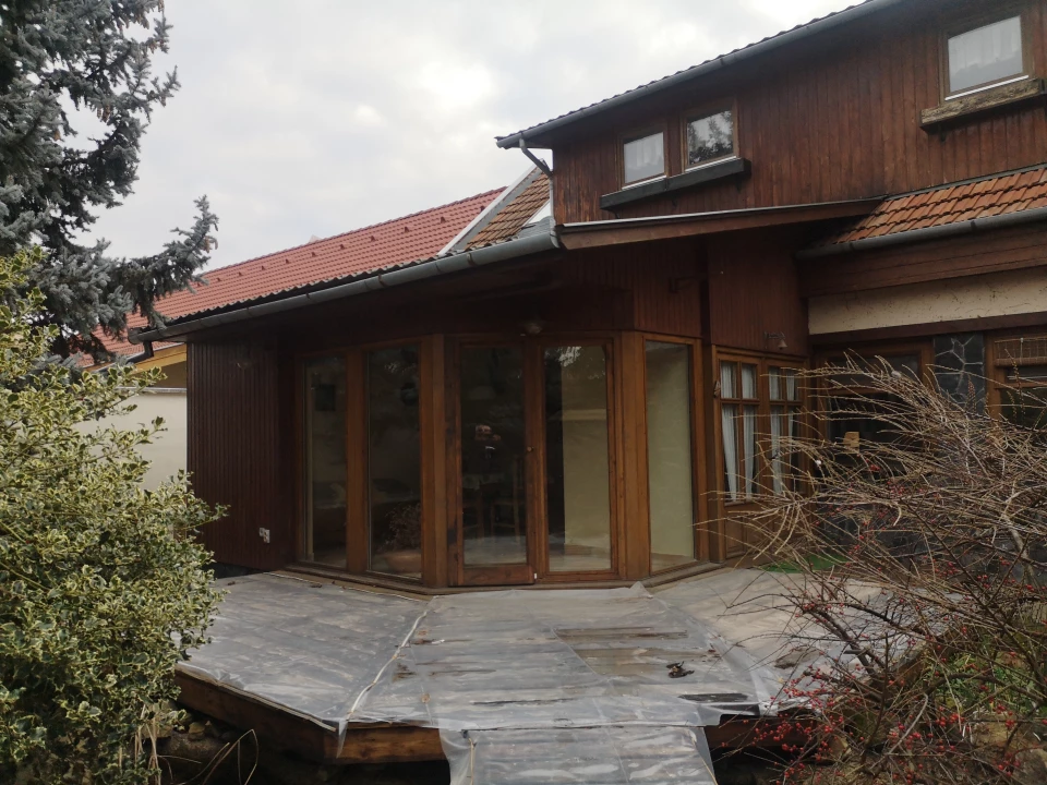 Kiadó házrész, Gyula