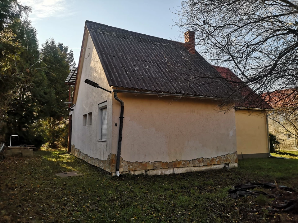 Eladó üdülő, nyaraló, Badacsonytomaj