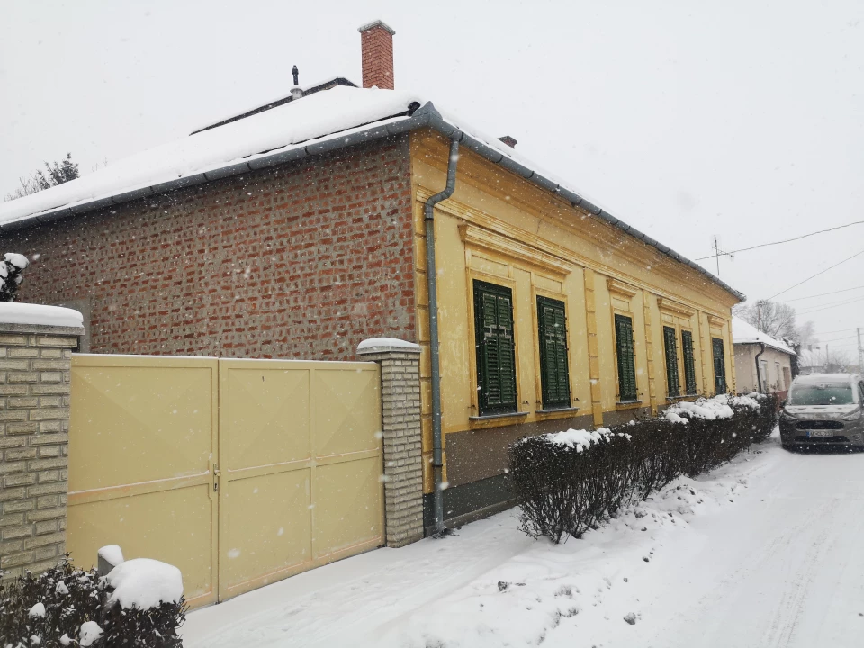 c3-1-name c2-21-name, Gyula