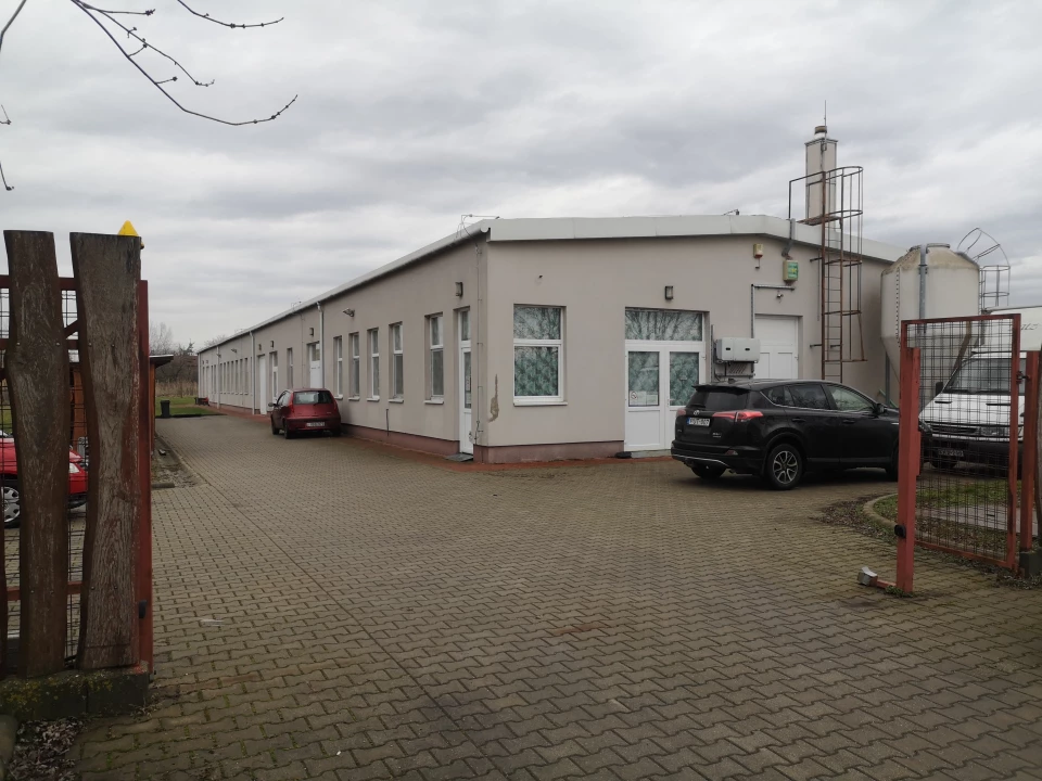 For sale workshop, Gyomaendrőd