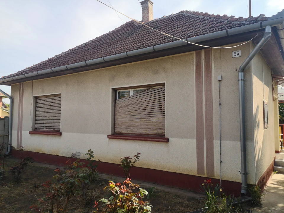 Eladó családi ház, Békéscsaba