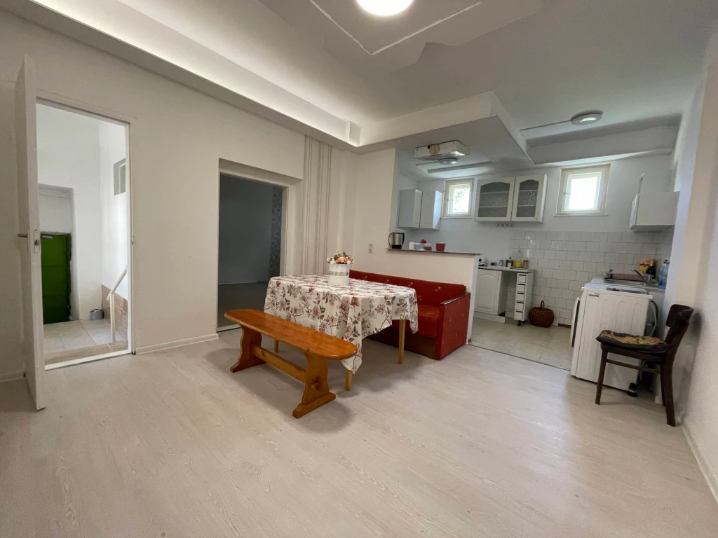 For sale house, Madocsa