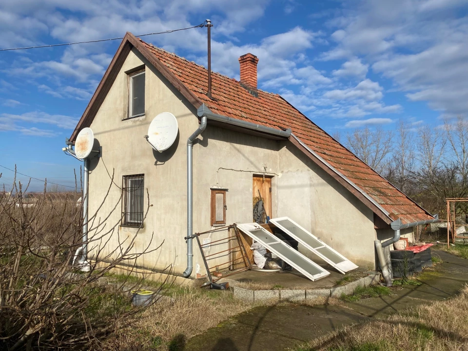 For sale weekend house, Gyula