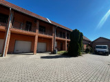 Eladó téglalakás, Orosháza