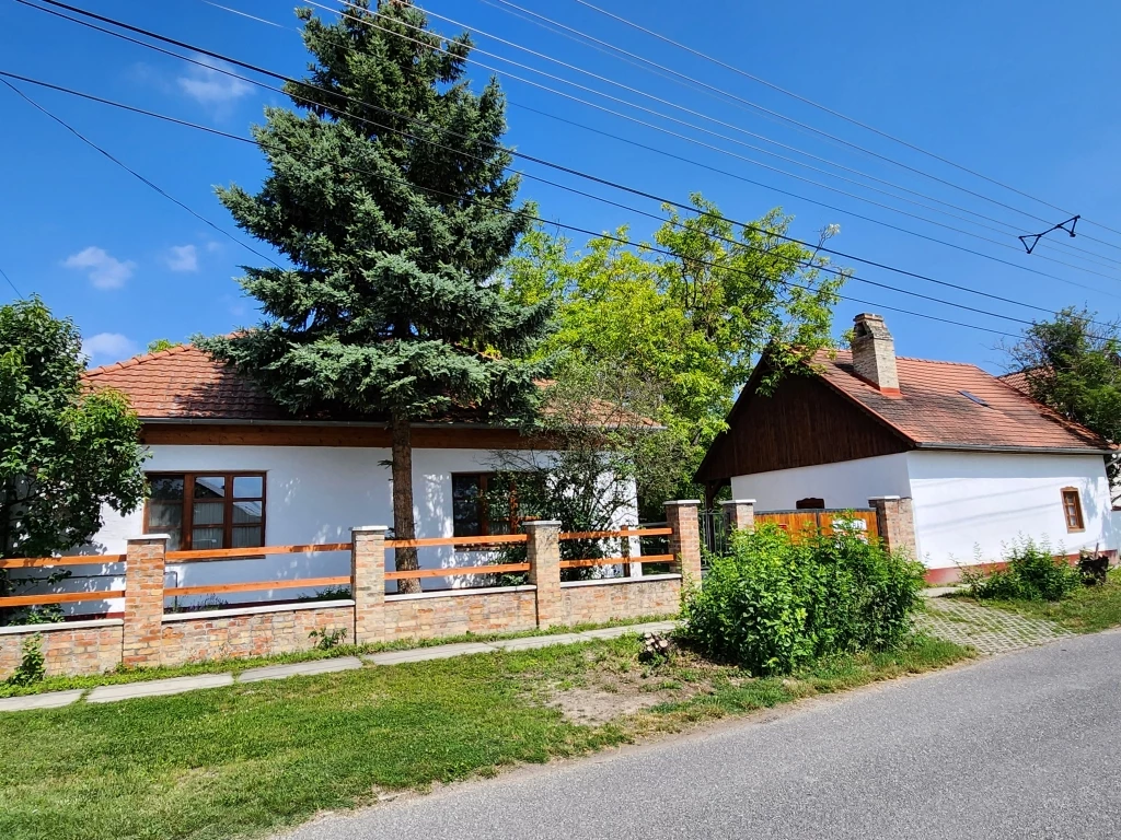 For sale house, Győrzámoly