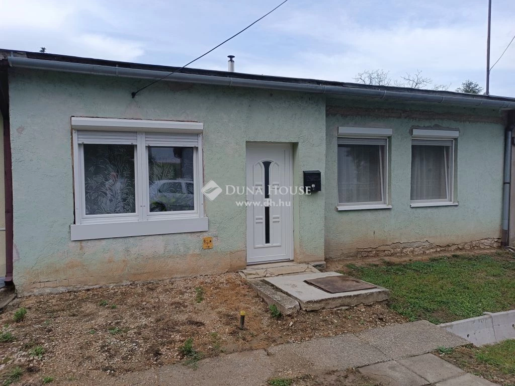 For sale house, Dudar