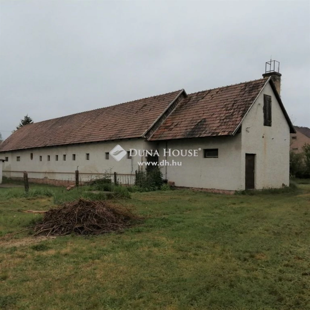 For sale factory building, Bakonyszombathely