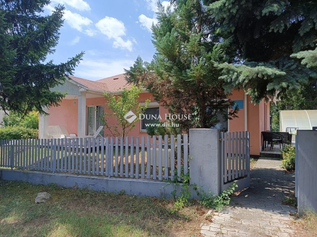 For sale house with a garden, Vonyarcvashegy