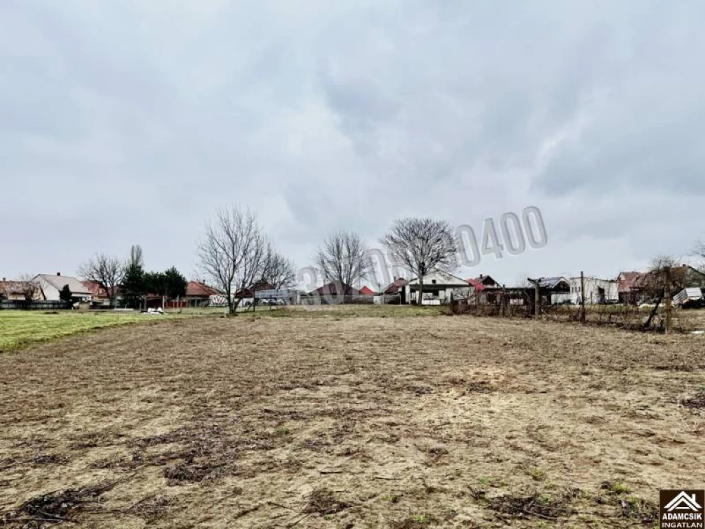 For sale building plot, Inárcs