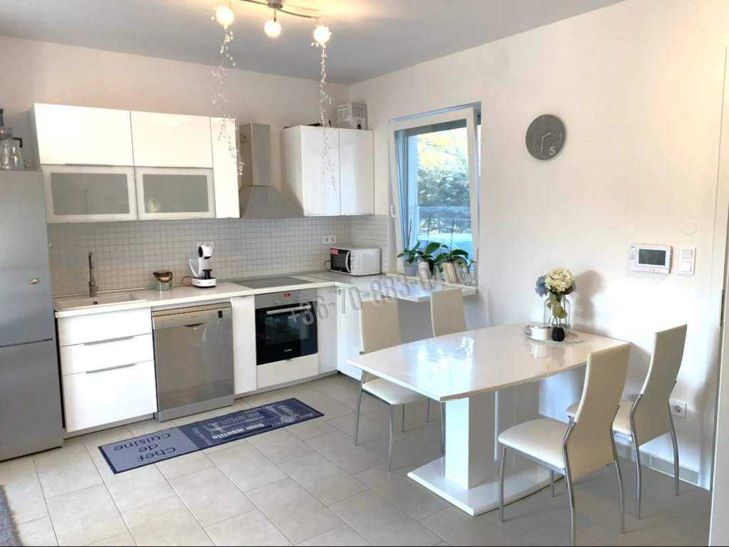 For sale brick flat, Dabas, Városközpont