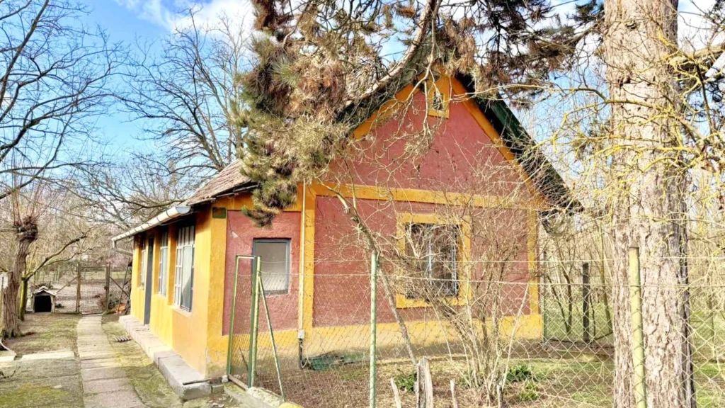 Eladó Családi ház, Dabas,  Nincs megadva, 50nm, 18990000 Ft