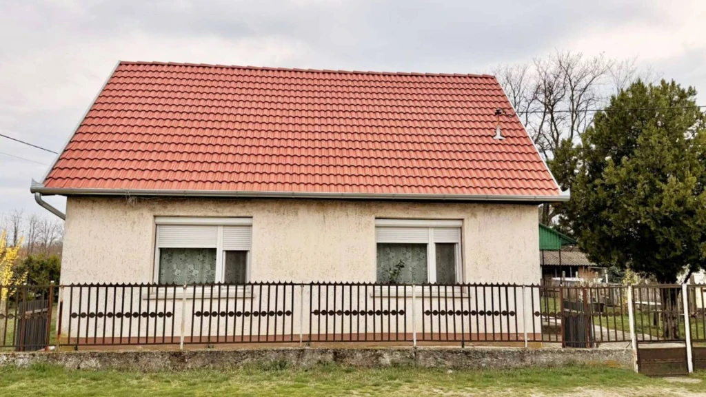 Eladó Családi ház, Táborfalva, 90nm, 42990000 Ft