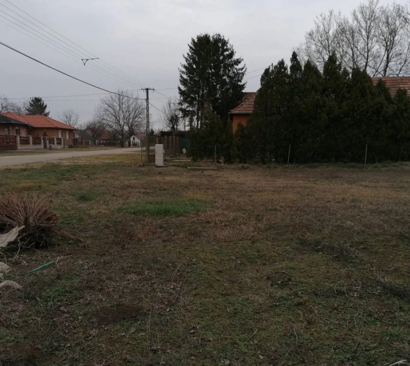 For sale building plot, Baracs