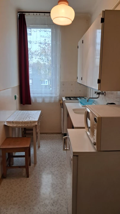 For rent brick flat, Szolnok