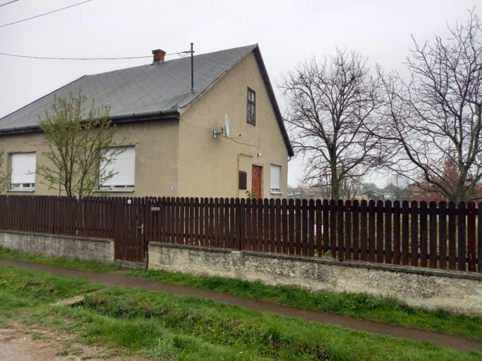 For sale house, Zagyvarékas