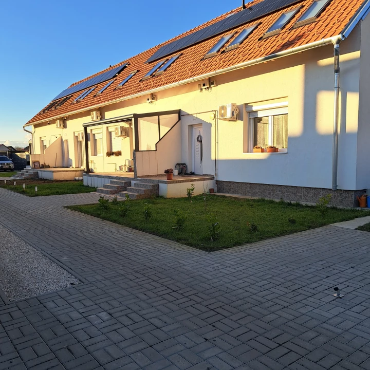 For sale terraced house, Szolnok