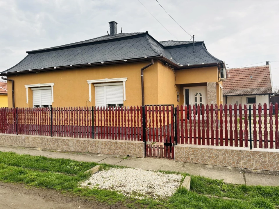 For sale house, Jászkisér