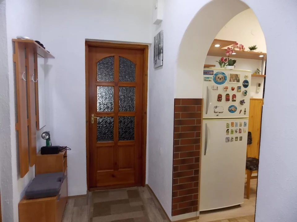 Eladó családi ház, Szolnok