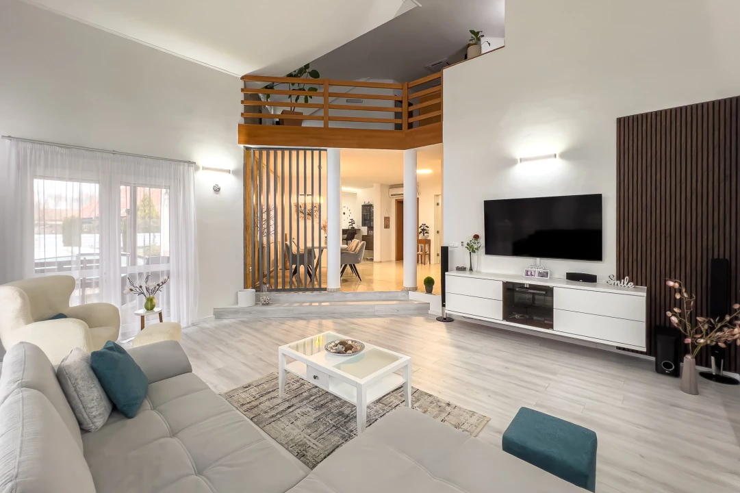 For sale house, Máriakálnok