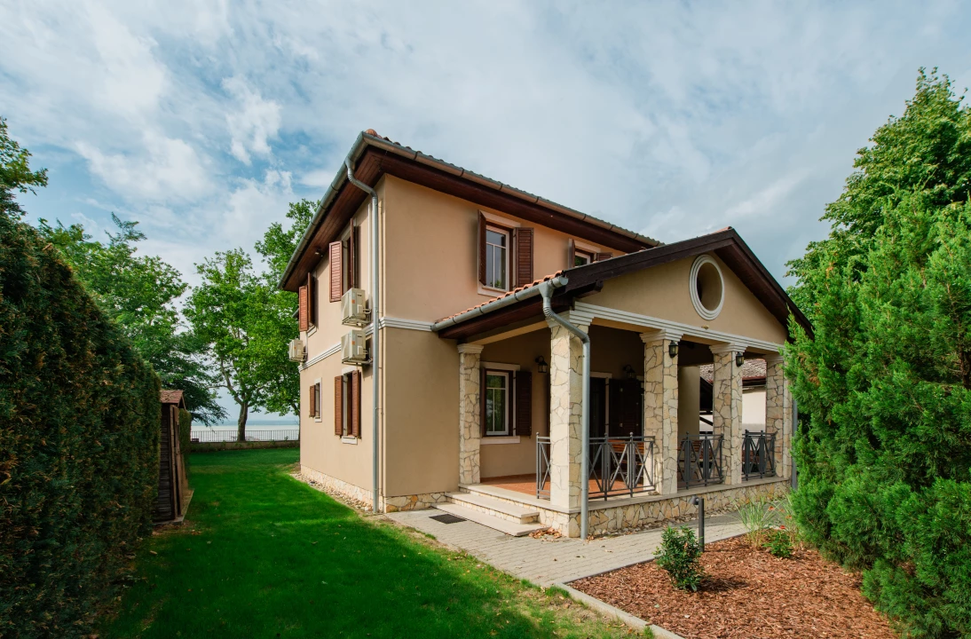 For sale house, Balatonboglár, Radnóti Miklós utca 42.