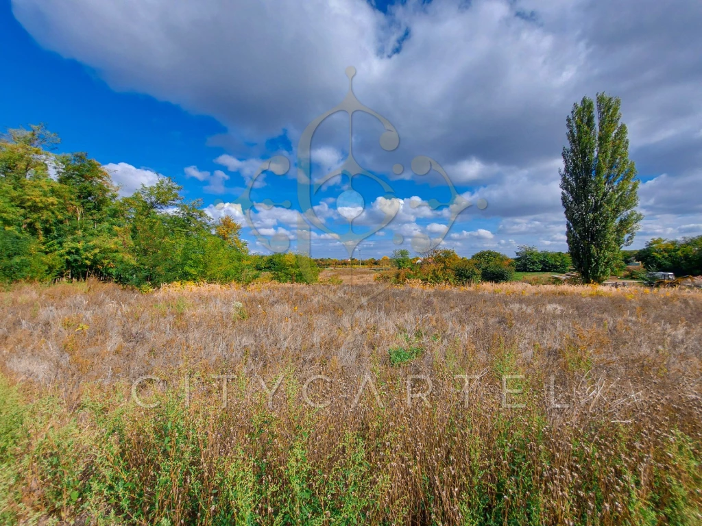 Belterületi beépítetlen terület eladó Bölcskén!