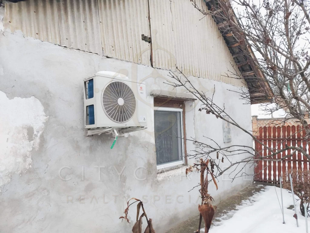 Ici-pici házikó eladó Dunaegyházán!