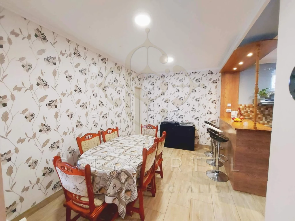 Esztétikus, felújított kockaház eladó Dunapatajon!